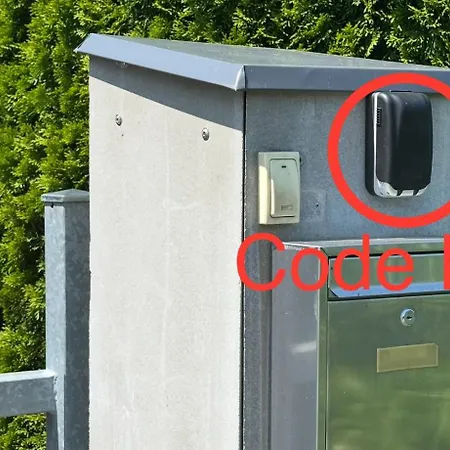 Luxusní V Praze Klánovicích Na Zahradě, 20 Minut Do Centra Prahy Šestajovice
