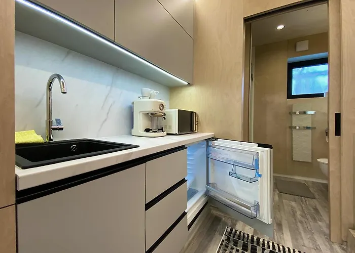 Luxusní V Praze Klánovicích Na Zahradě, 20 Minut Do Centra Prahy Apartmán
